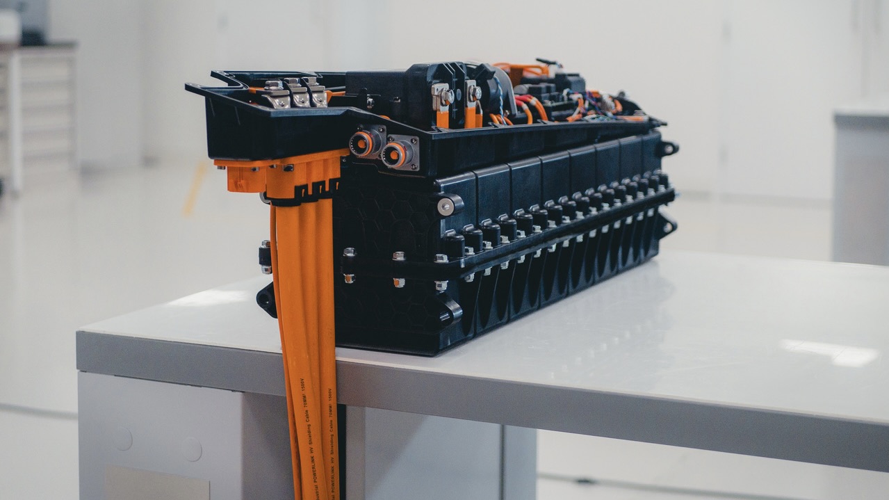 EV Battery Charges in Just 18 Seconds, Approved for Mass Production Charge in 18 sec